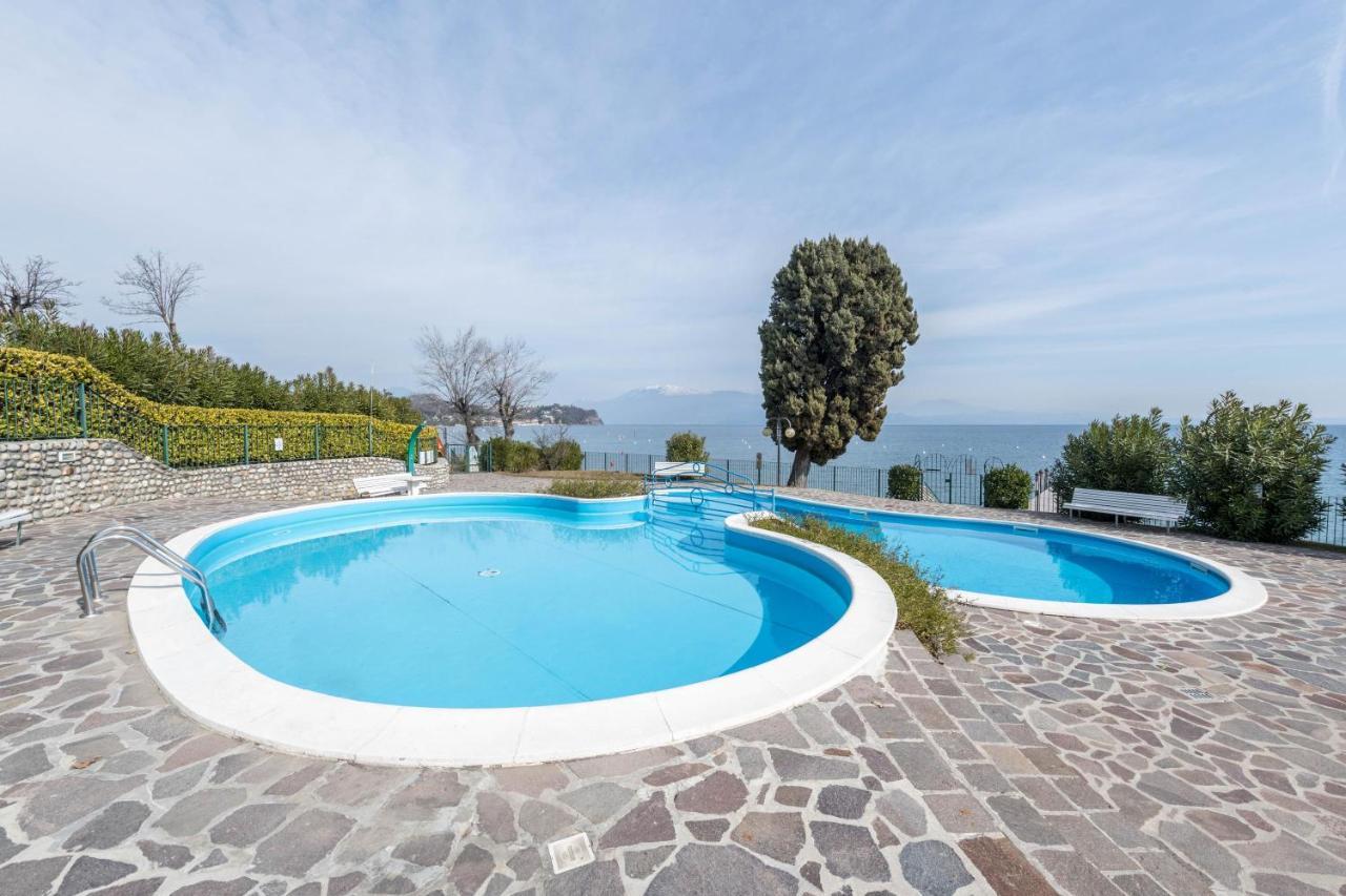 On The Beach Lake View Manerba del Garda Extérieur photo