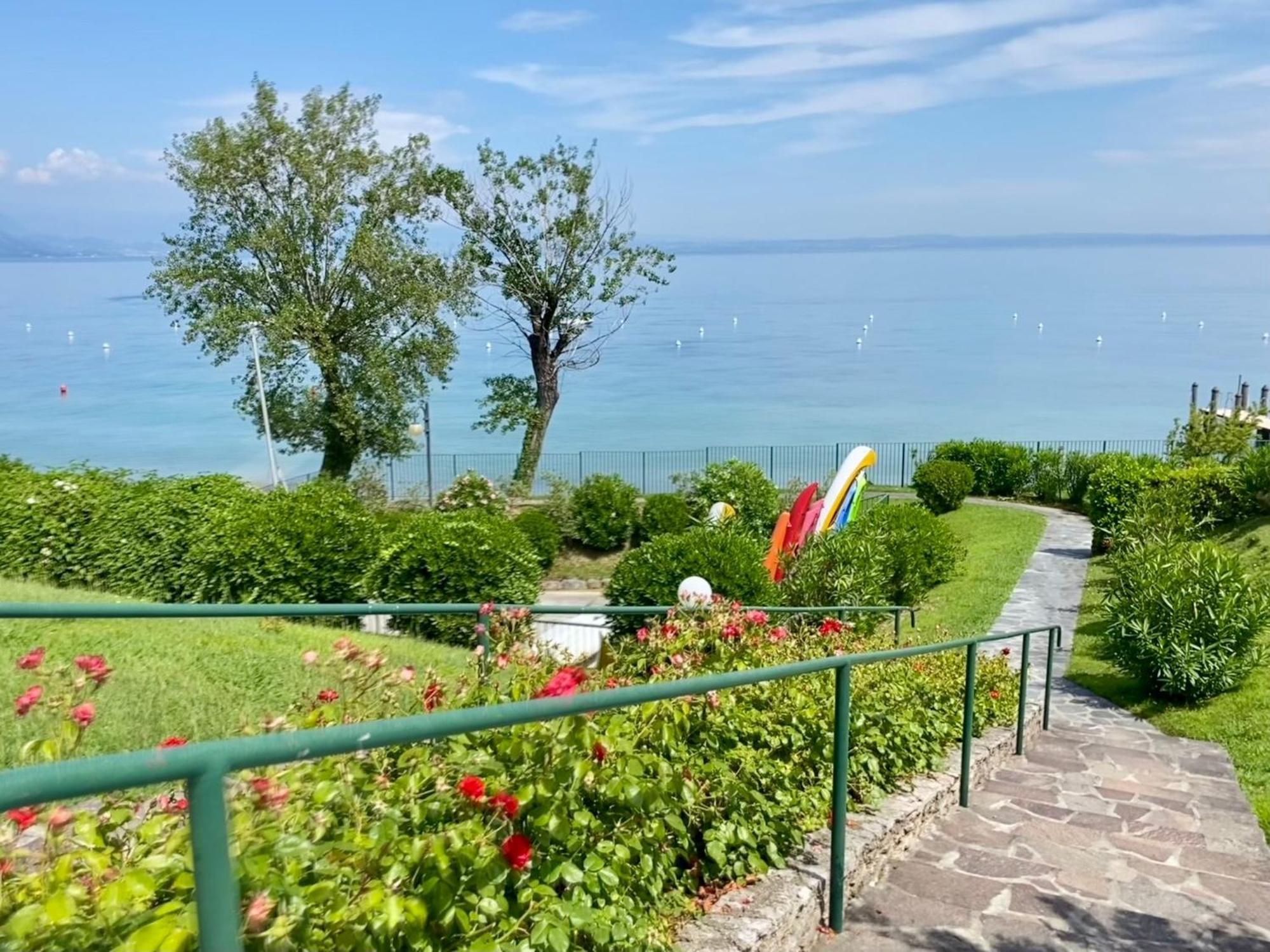 On The Beach Lake View Manerba del Garda Extérieur photo
